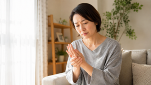 手足のしびれ　食欲不振01